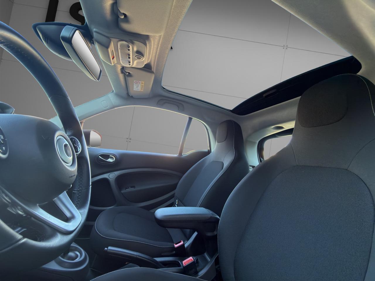 Smart fortwo coupe Fortwo 1.0 Passion 71cv - Unipro - Promo Finanziamento - Cerchi in lega - Sedili riscaldabili - LED - Bracciolo