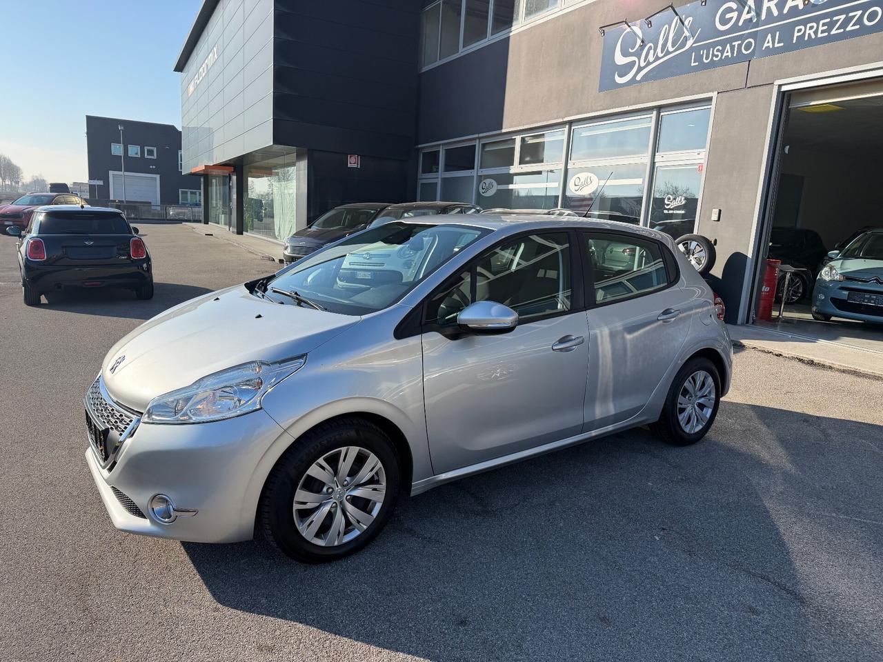 Peugeot 208 1.2 Neopatentati