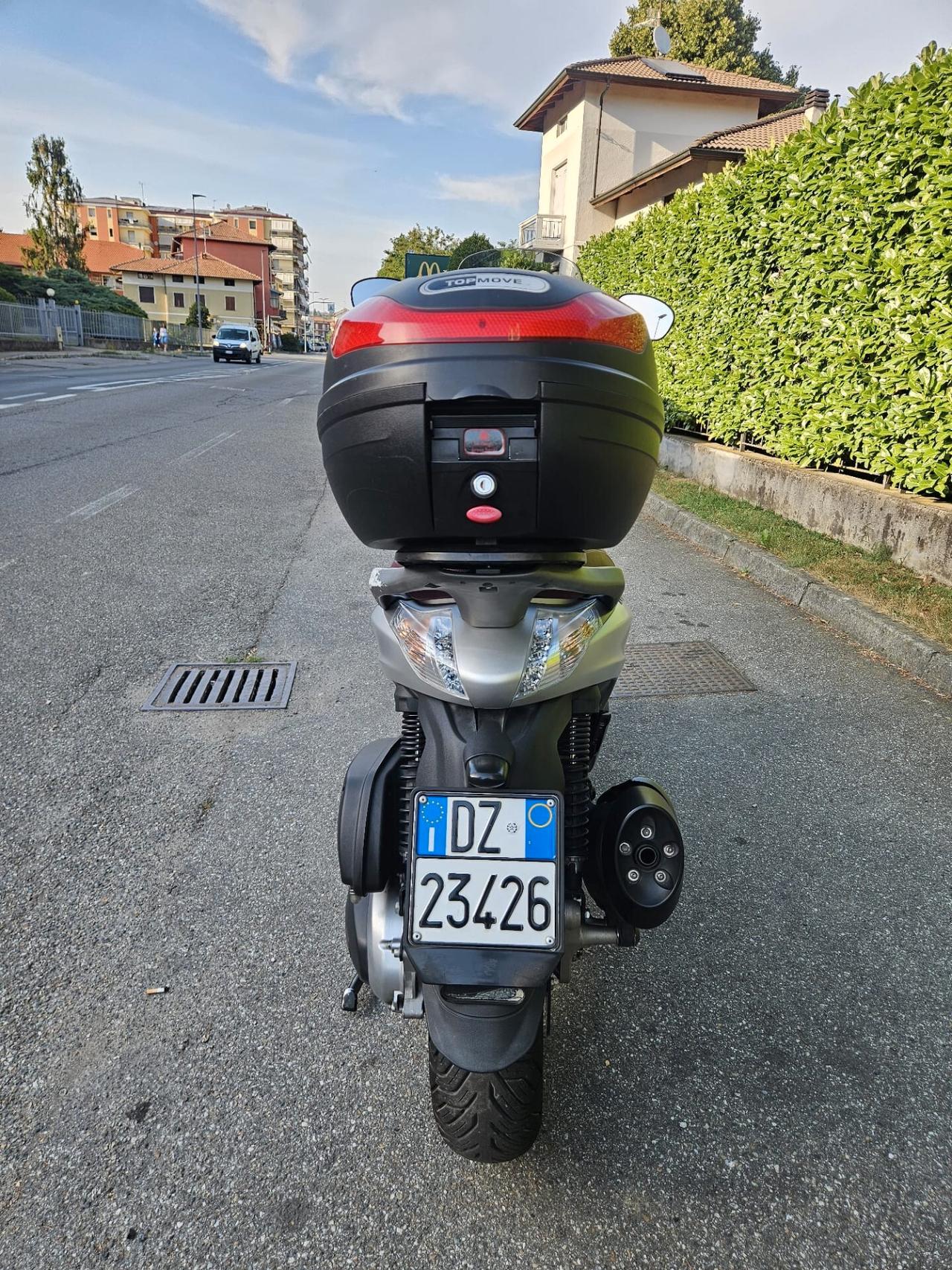 Piaggio Beverly 350 sport touring