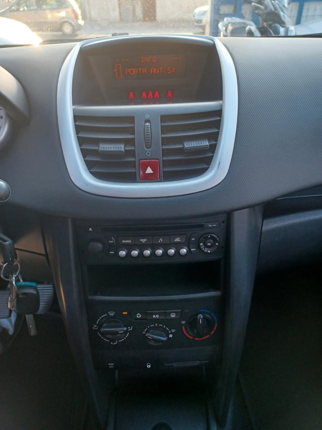 Peugeot 207 1.4 HDI 5p. Energie Sport PERFETTA