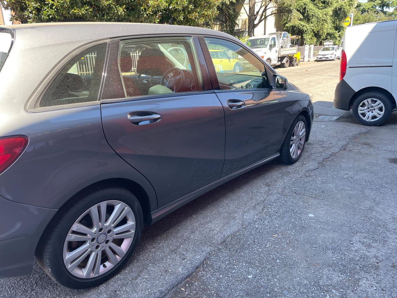 Mercedes-benz B 150 180 CDI Premium