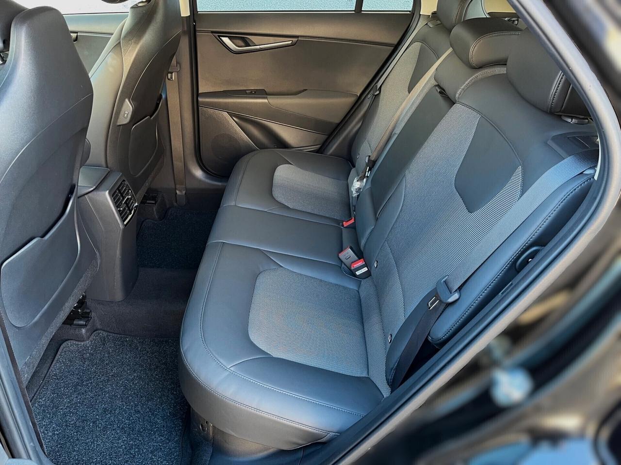 Niro 1.6 GDi DCT HEV 141 CV Style (Full Hybrid)