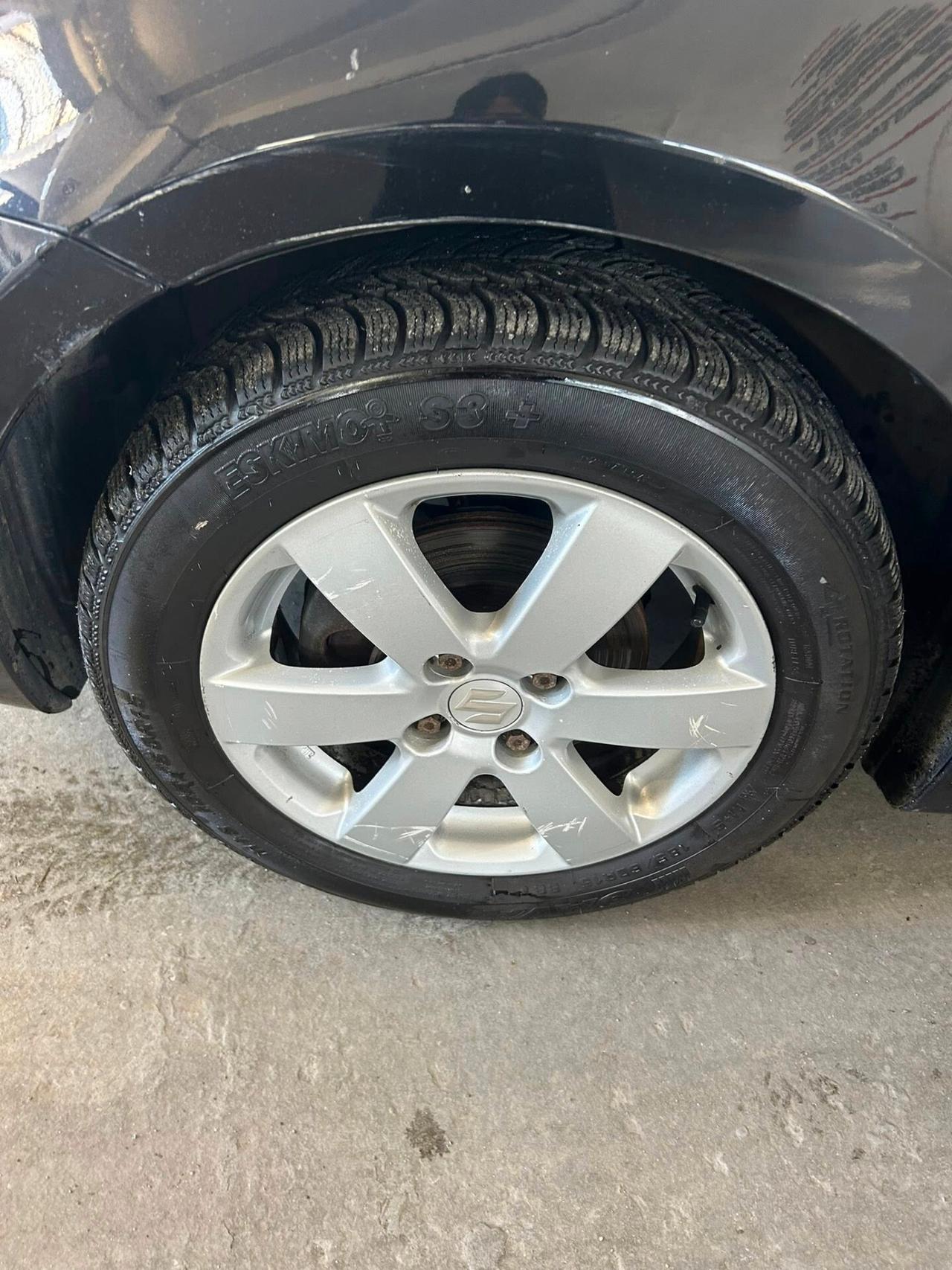 Suzuki Swift 1.3 DDiS 5p.(CATENA NUOVA)