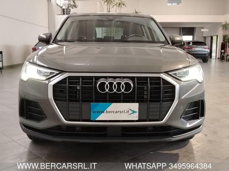 Audi Q3 45 TFSI e S tronic Business