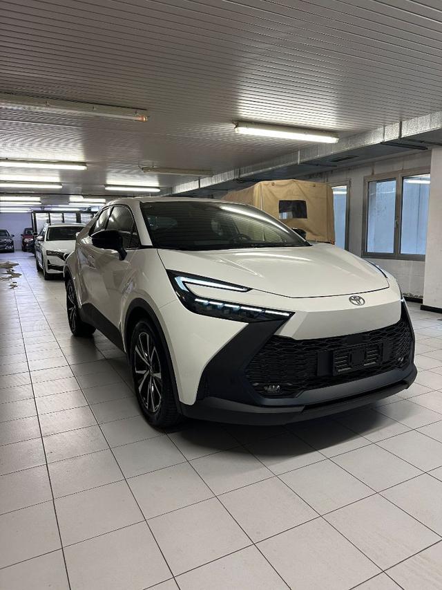 TOYOTA C-HR 1.8 Hybrid E-CVT Trend