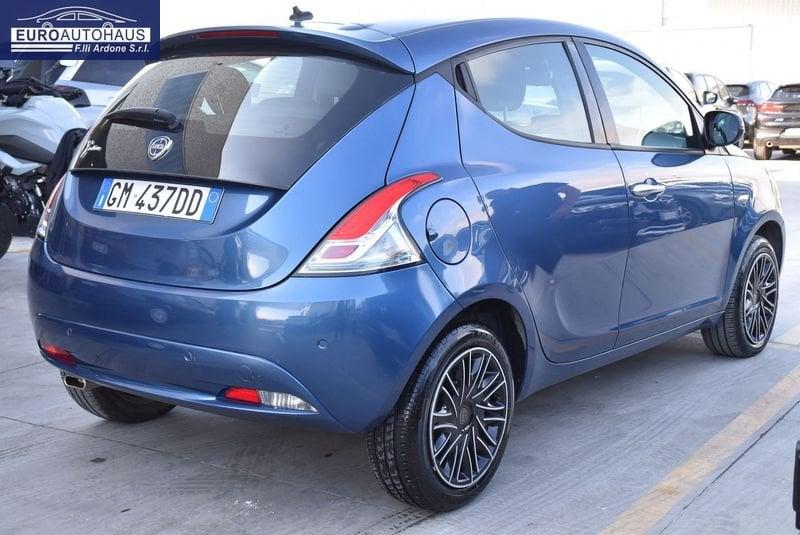 Lancia Ypsilon Ypsilon 1.0 firefly hybrid Gold s&s 70cv