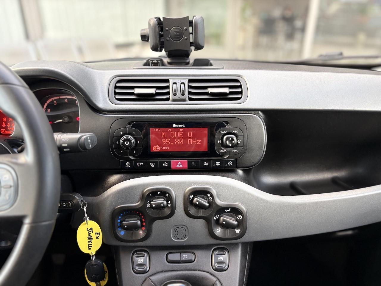 Fiat Panda 1.0 Hybrid 70CV E6 Neo - 2022
