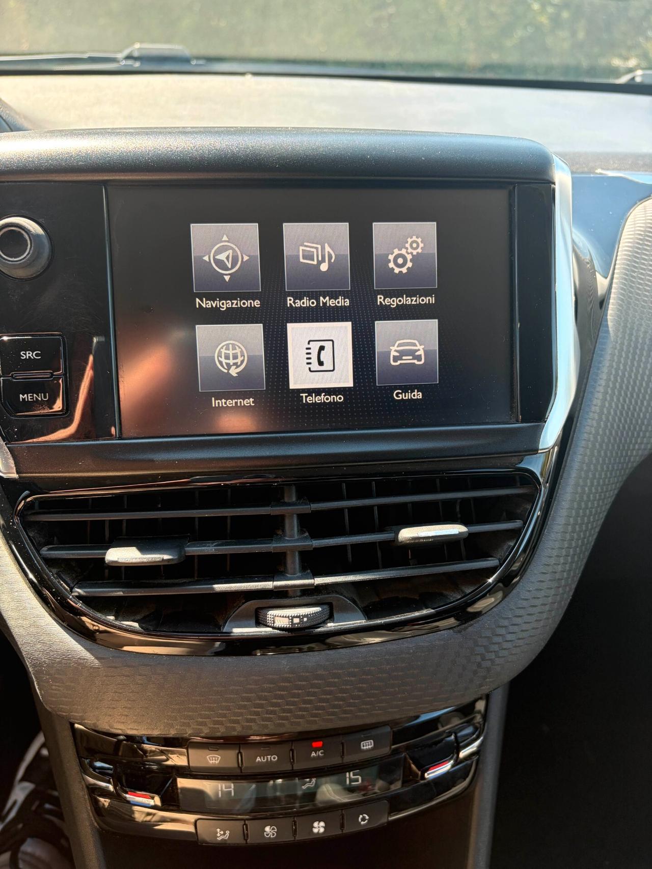 Peugeot 2008 BlueHDi 100 Allure