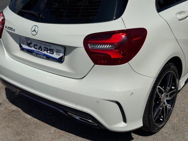 MERCEDES-BENZ A 200 d Premium