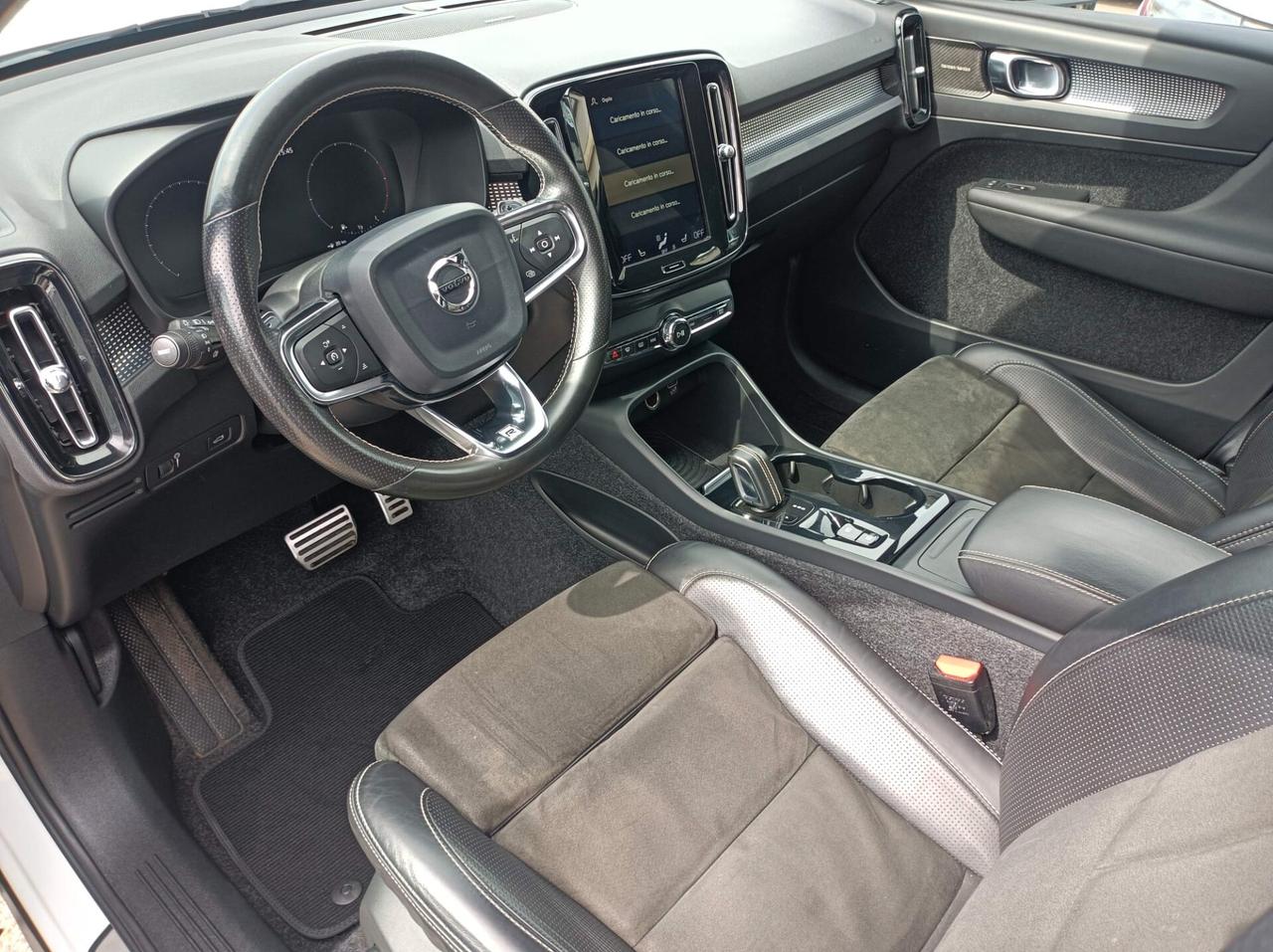 Volvo XC40 D4 AWD Geartronic R-design