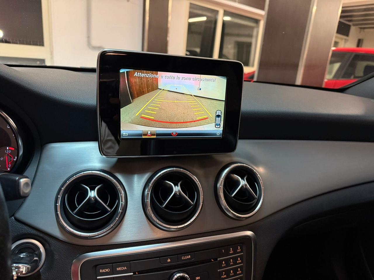 Mercedes-Benz CLA 180D Automatic Premium Amg Tetto