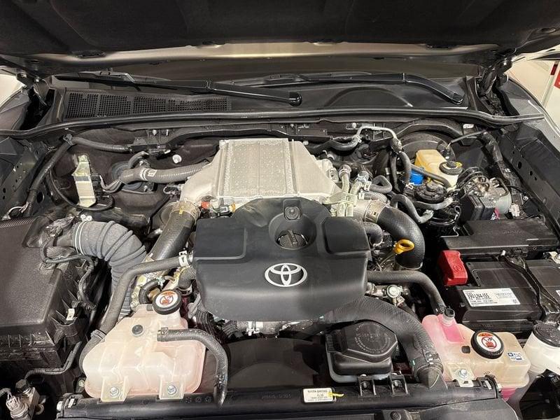 Toyota Hilux 2.4 D-4D 4WD 4 porte Double Cab Comfort