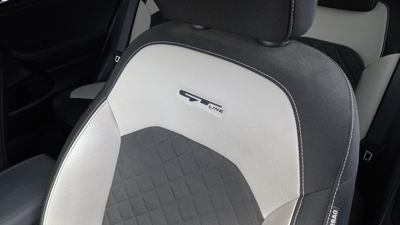 Kia Ceed 1.4 T-GDi 5p. GT Line