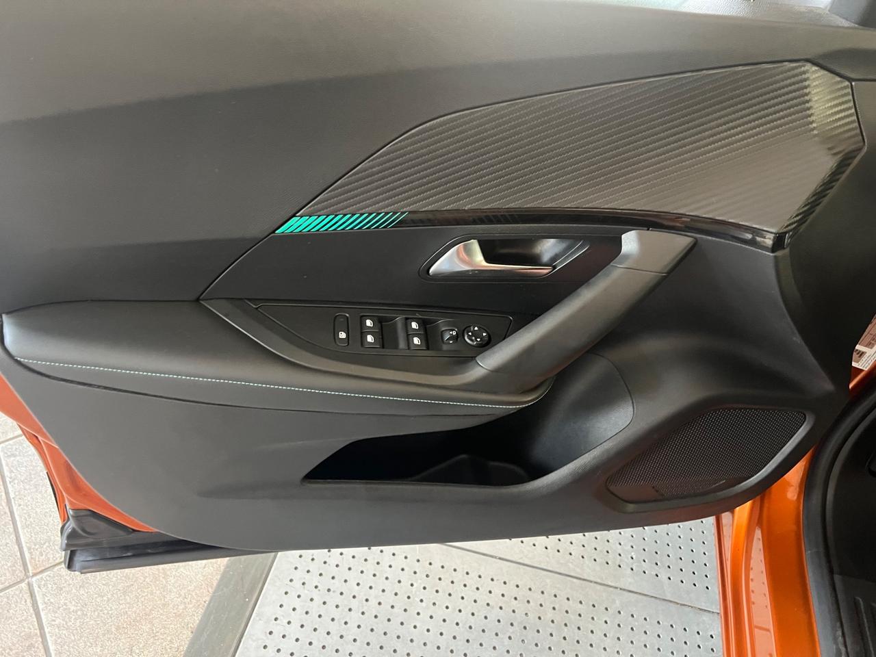 Peugeot 2008 PureTech 100 S&S Allure