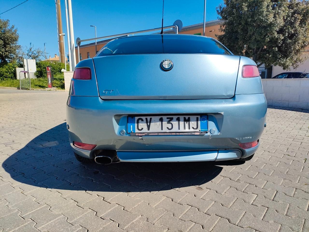 Alfa Romeo GT 1.9 MTJ motore rivisto