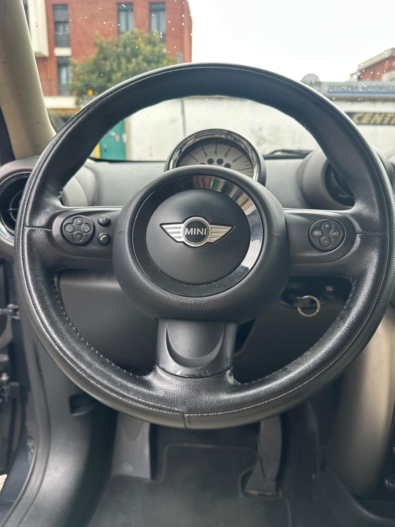Mini Cooper Countryman 1.6 - euro 5 - ok neopatentati