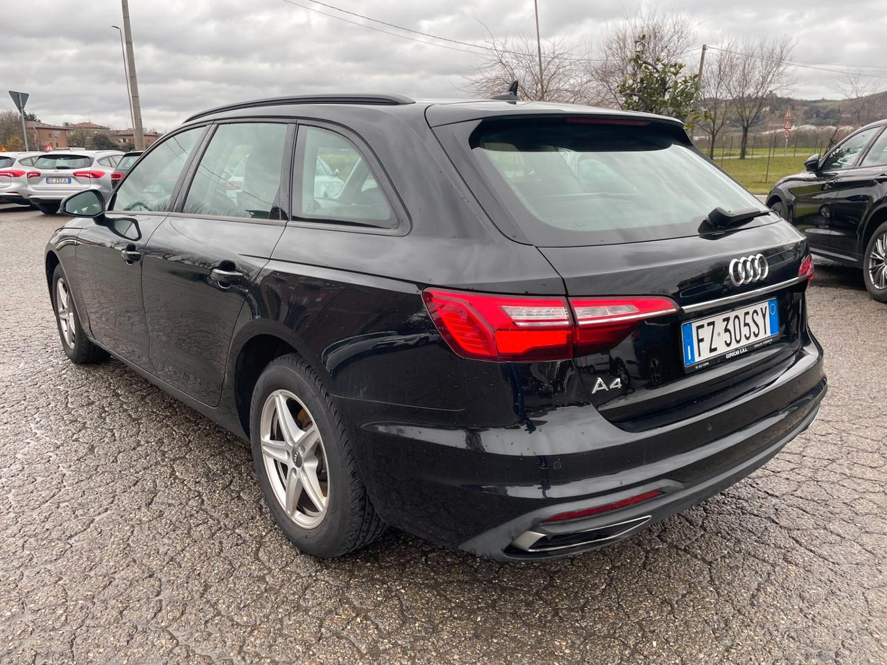 Audi A4 Avant 35 TDI MHEV 163 CV S tronic Business IVA ESPOSTA