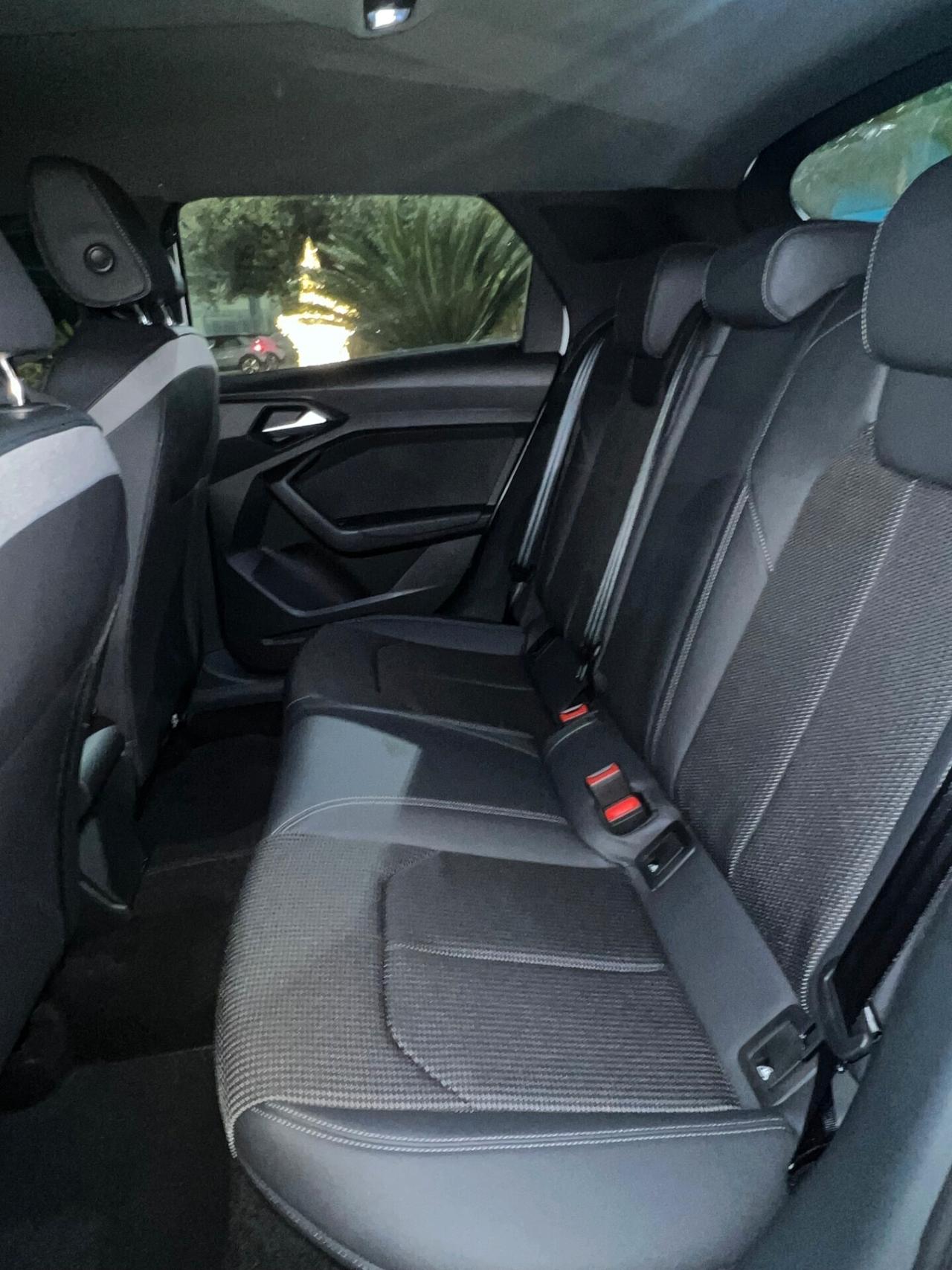 Audi A1 Spb 30 SLine possibilità noleggio no scoring