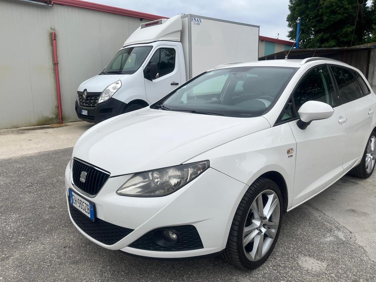 Seat Ibiza SW-1.6 tdi-full -2011