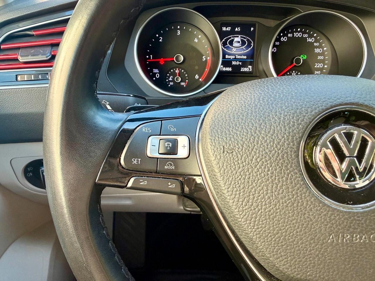 Volkswagen Tiguan 2.0 tdi BMT Style 150cv dsg TAGLIANDI CERTIFICATI
