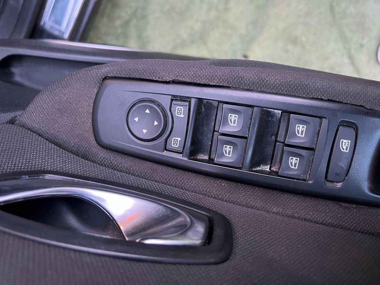 Renault Scenic Scénic X-Mod 1.9 dCi 130CV Luxe