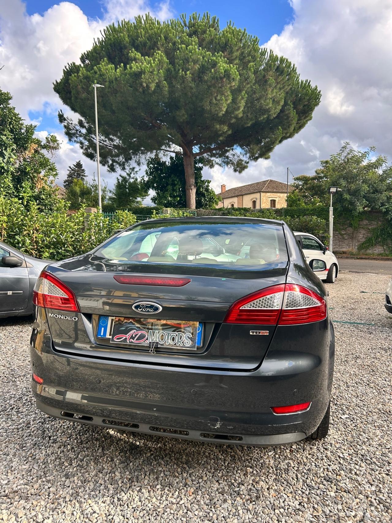 Ford Mondeo 2.0 TDCi 140 CV 5 porte Titanium DPF