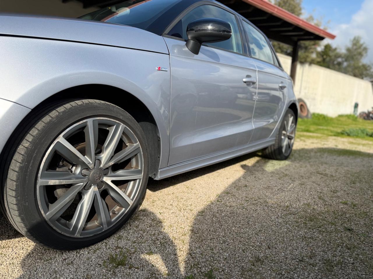 Audi A1 SPB 1.6 TDI S-Line