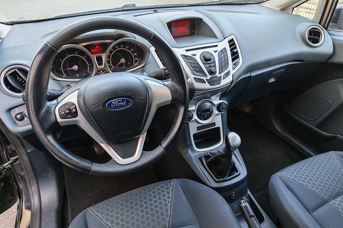FORD Fiesta 1.4 5 porte Bz.- GPL Titanium