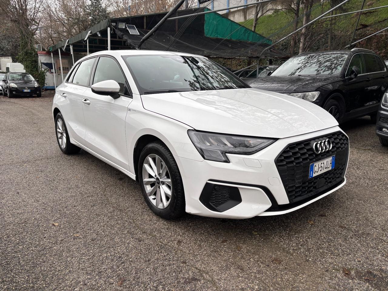Audi A3 SPB 2,0 TDI Business Advanced