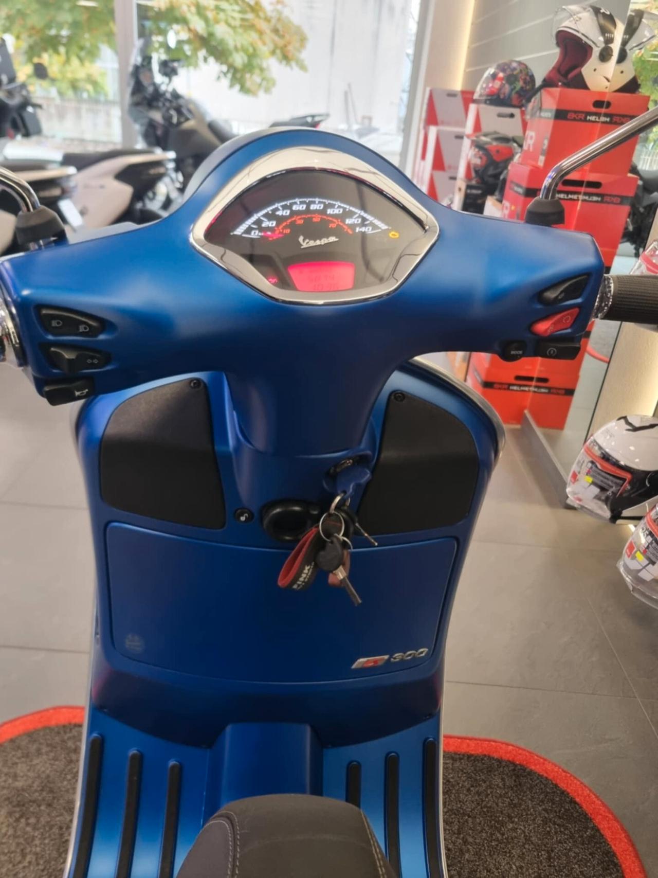 Piaggio Vespa 300 GTS SUPER - 2019 - 5874 KM