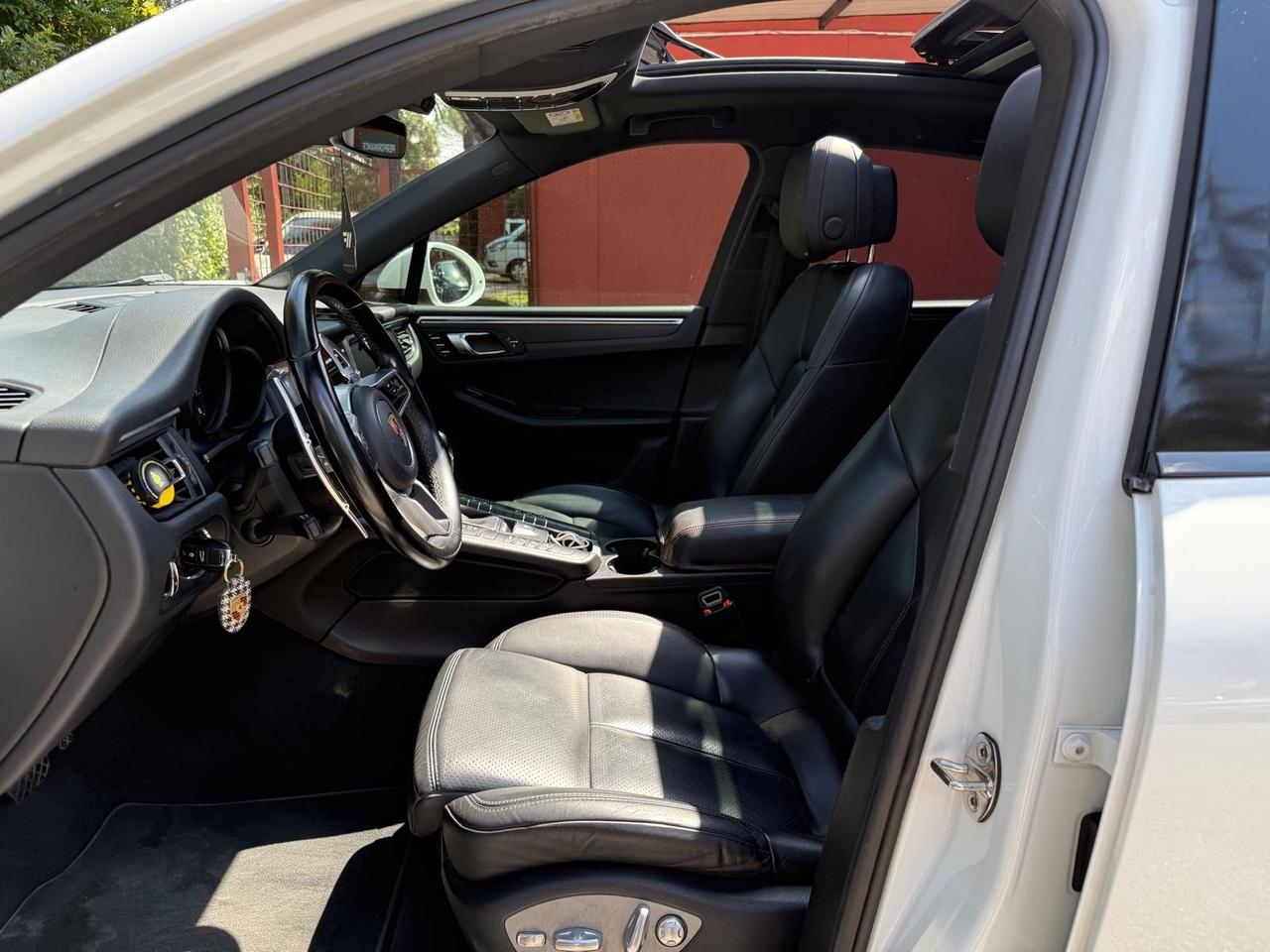 Porsche Macan 2.0 BENZINA 245CV TETTUCCIO NEVI LED SOSPENSIONI PDC PELLE SEDILI ELETTRICI KAMERA