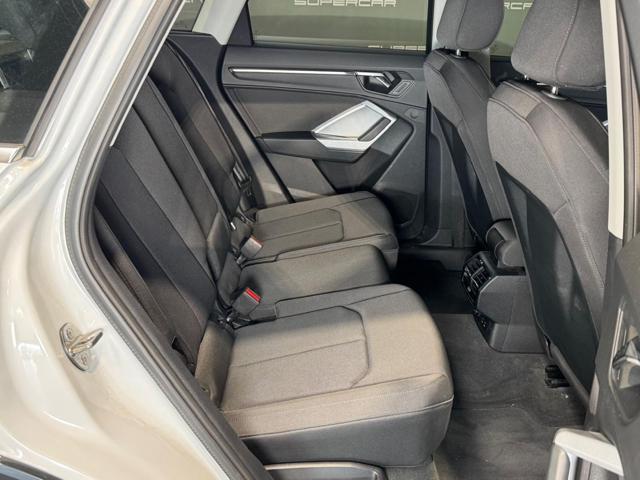AUDI Q3 35 TDI S tronic Business Advanced