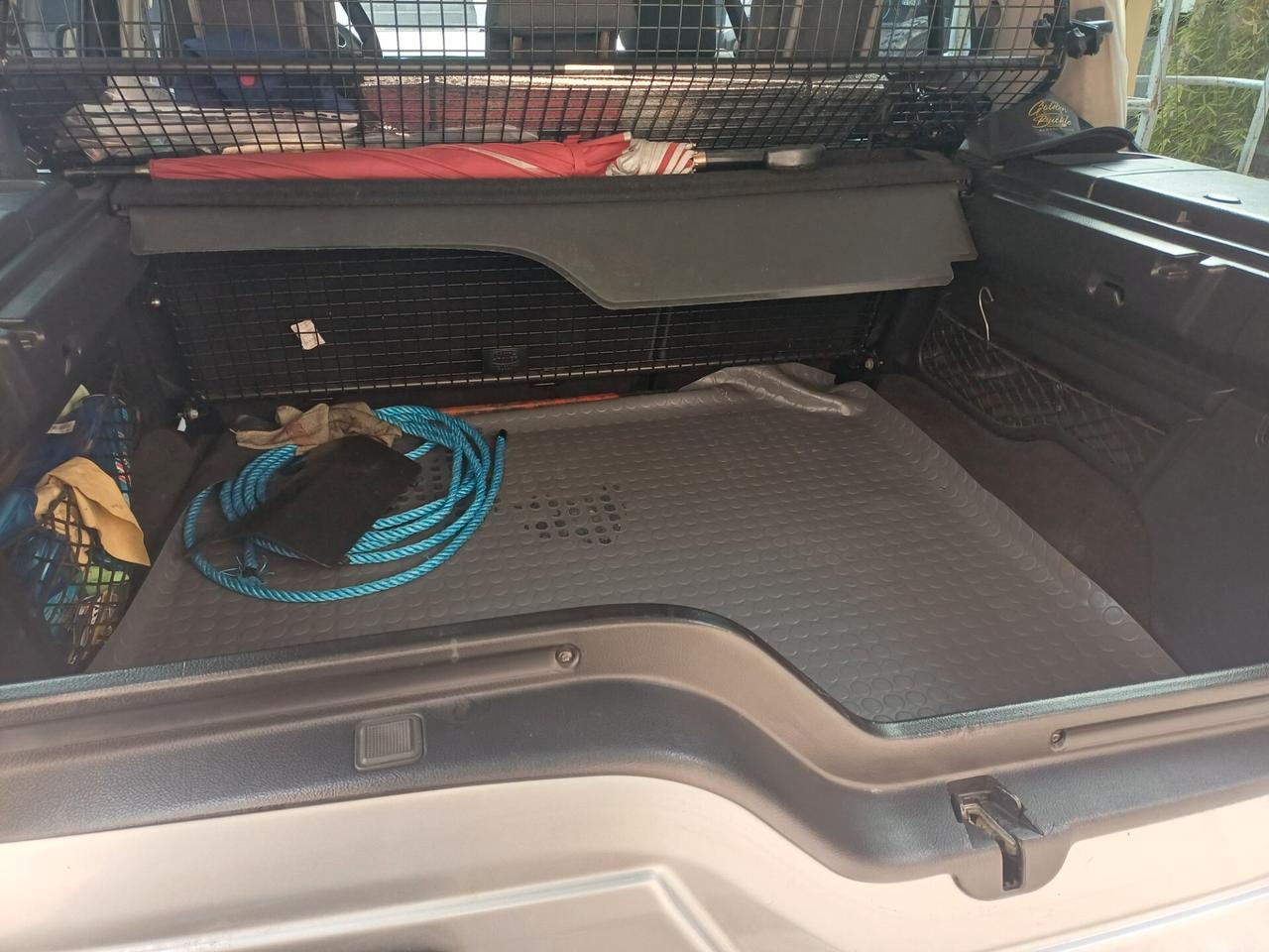 Land Rover Discovery 3 2.7 TDV6 SE