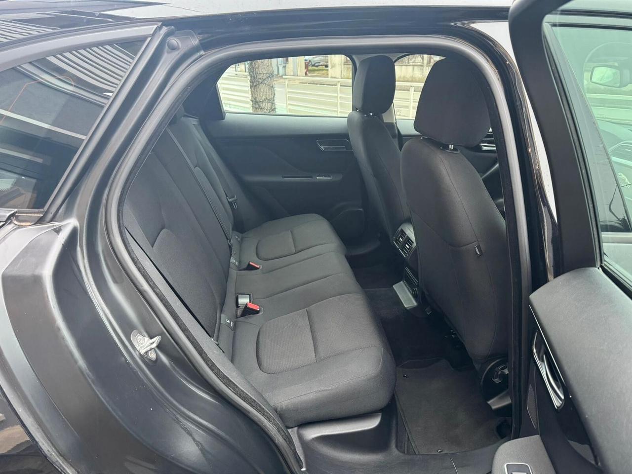 JAGUAR F-PACE 2.0 D 180cv AWD AUT. PRESTIGE