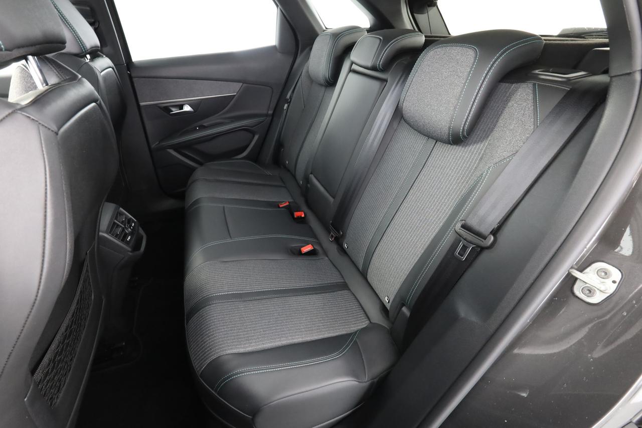 PEUGEOT 3008 2ª serie 3008 Hybrid 225 e-EAT8 Allure