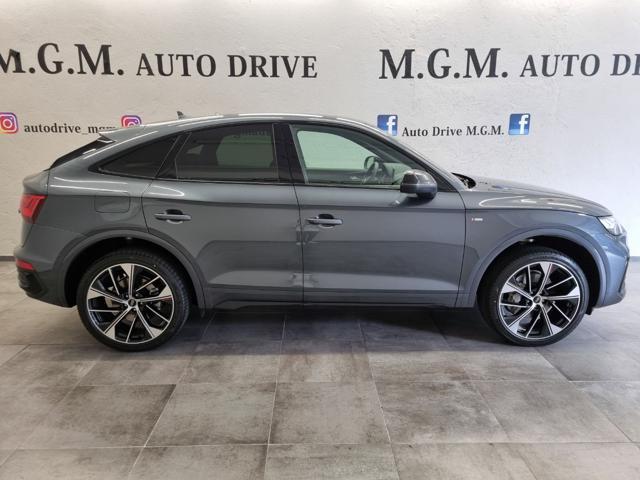 AUDI Q5 40 TDI 204 CV quattro Identity Black SLINE STRONIC