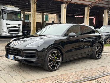 PORSCHE Cayenne Coupé 3.0 V6 E-Hybrid