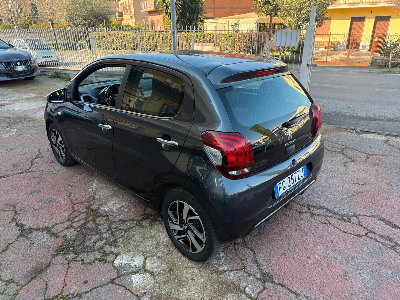 PEUGEOT 108 *ADATTA PER NEOPATENTATI