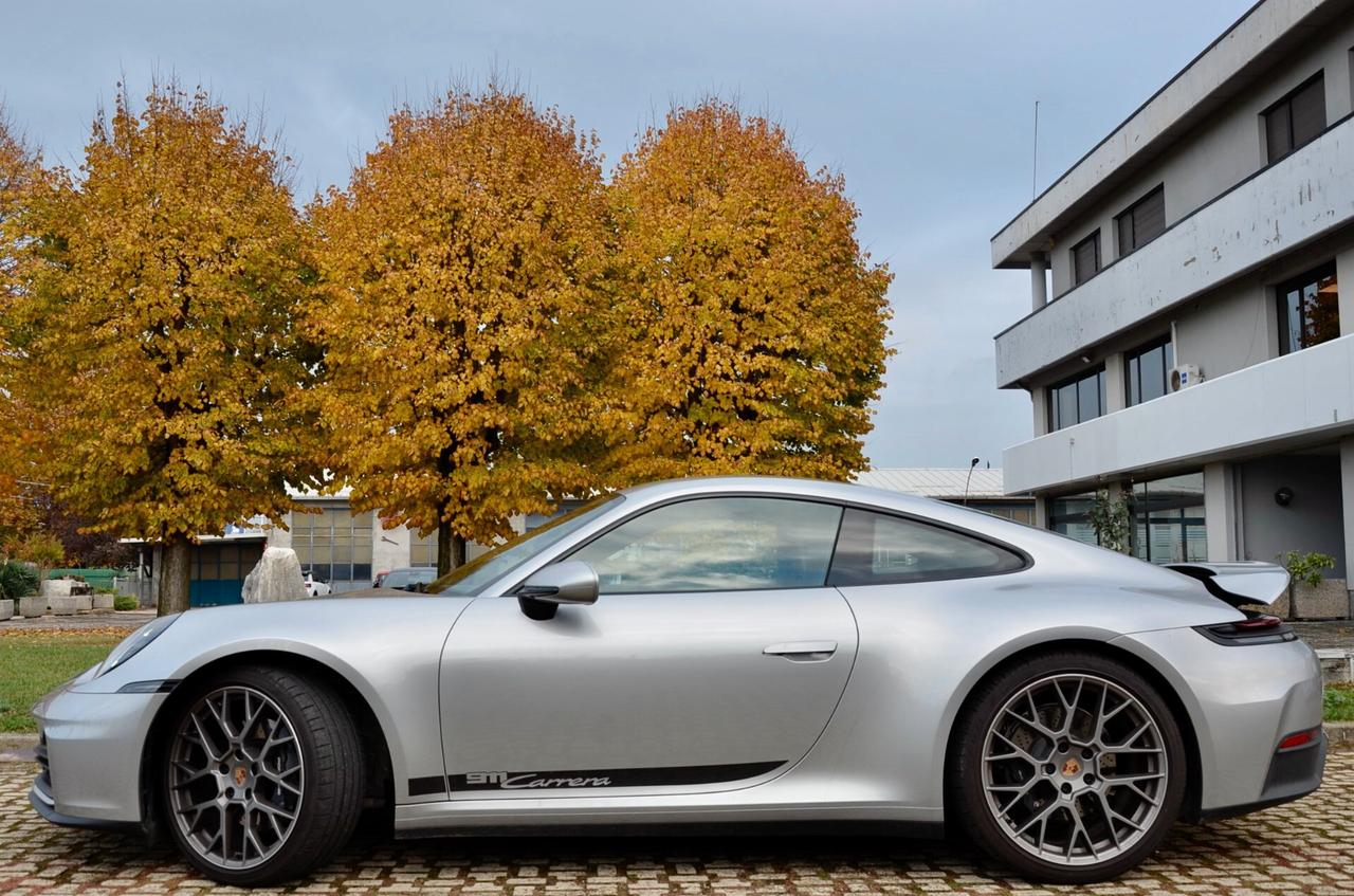 PORSCHE 911 992.2 COUPE 3.0 CARRERA 394cv PDK, GARANZIA UFF PORSCHE, UFF ITALIANA, UNICOPROPRIETARIO, PERFETTE CONDIZIONI, SCARICO, MATRIX, SOSPENSIONI ADATTIVE, SPORT CHRONO, 20"/21", PERMUTE