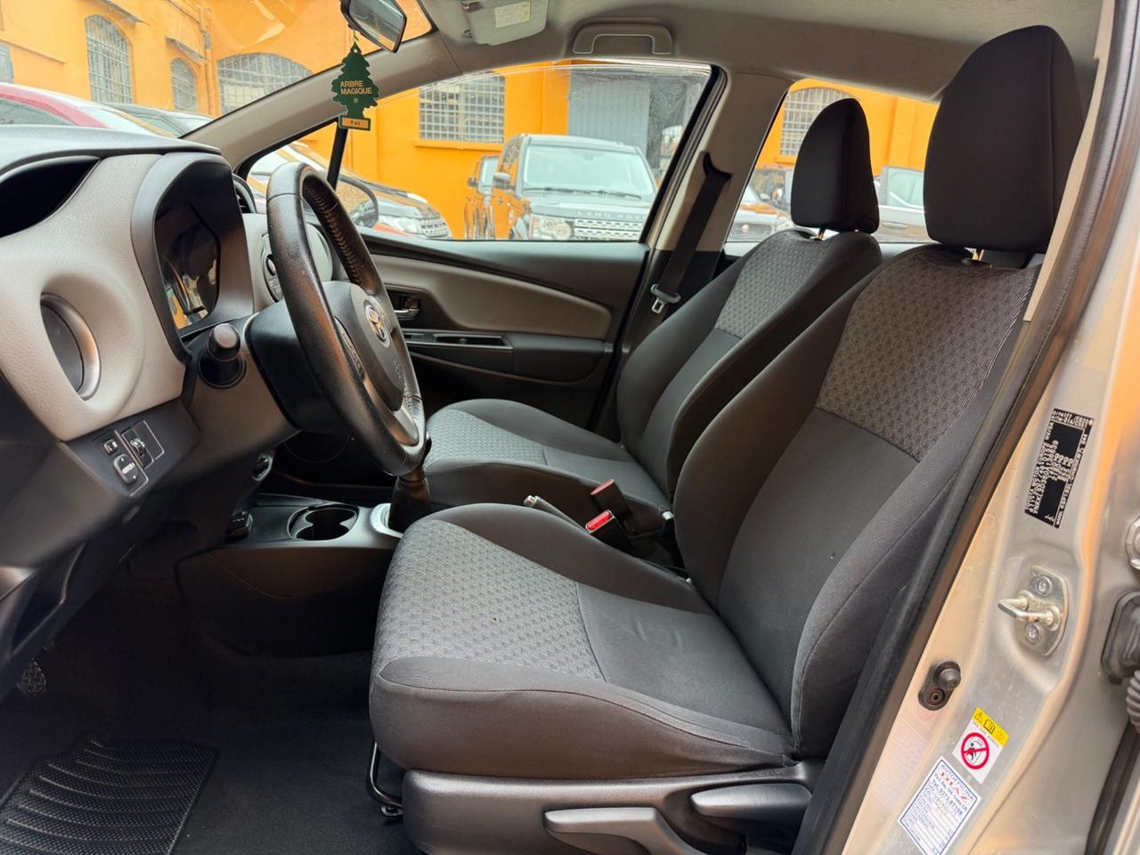 Toyota Yaris 1.0 5 porte Lounge