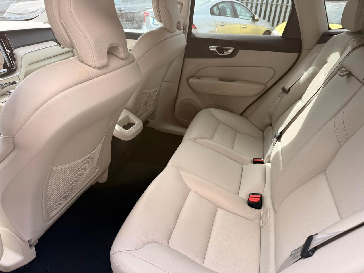 Volvo XC 60 XC60 B4 (d) automatico Plus Bright