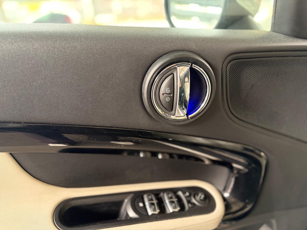 Mini Countryman 2.0d 4x4 automatico - euro6 2017