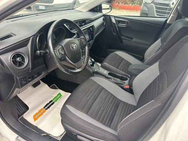 TOYOTA Auris Touring Sports 1.8 Hybrid Business