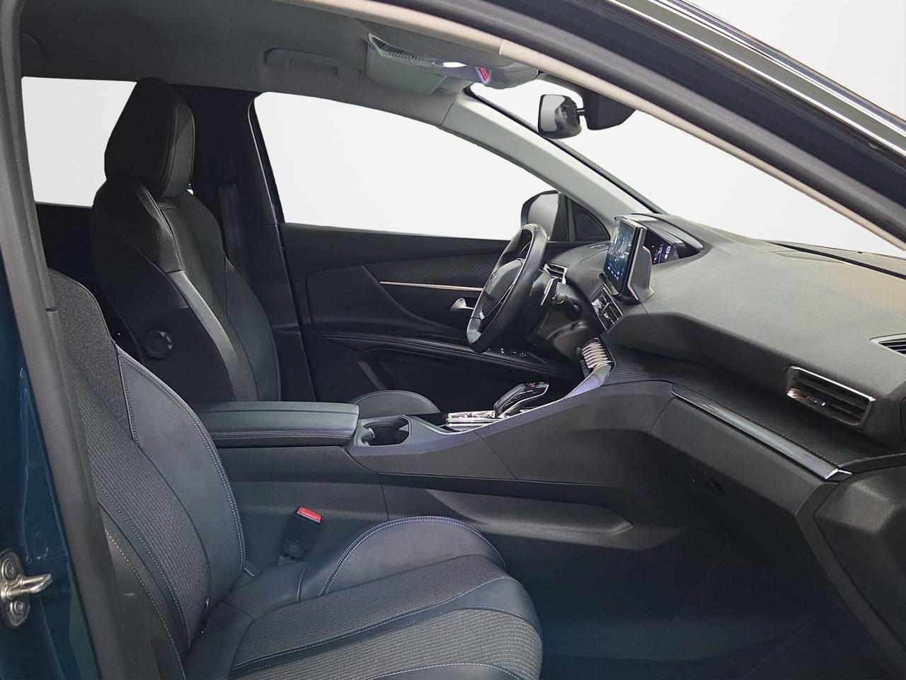 Peugeot 3008 BlueHDi 130 S&S EAT8 Allure