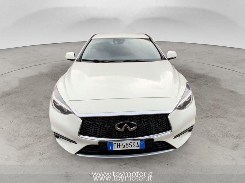 Infiniti Q30 1.5 diesel Premium