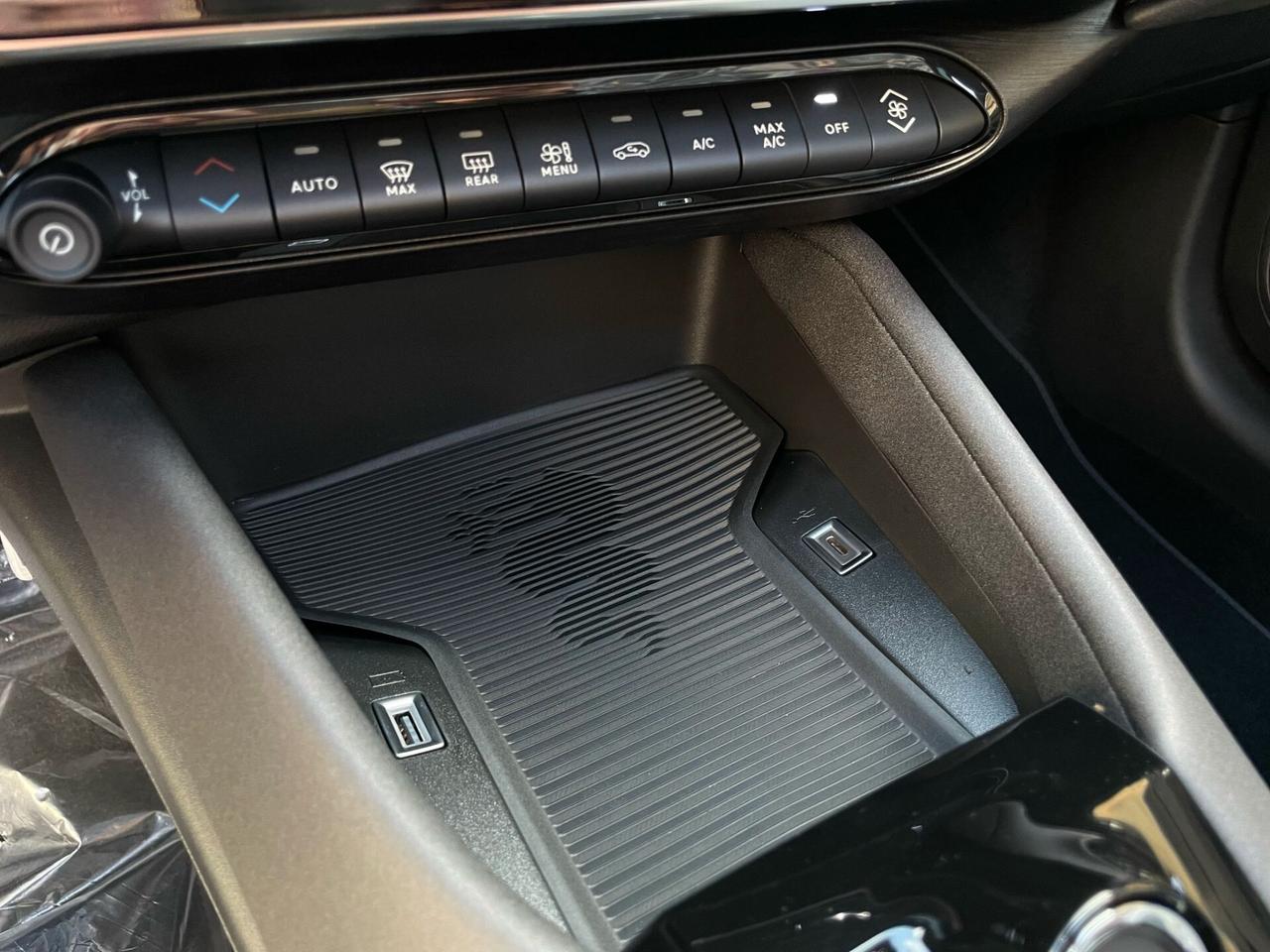 Alfa Romeo Junior 1.2 136 CV Hybrid eDCT6 Speciale