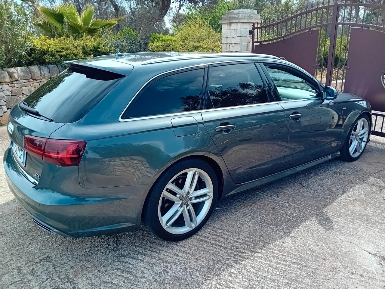 Audi A6 3.0 TDI quattro S tronic Sline