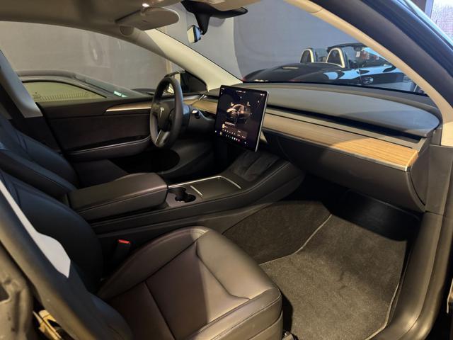 TESLA Model Y DUAL MOTOR (LONG RANGE AWD)