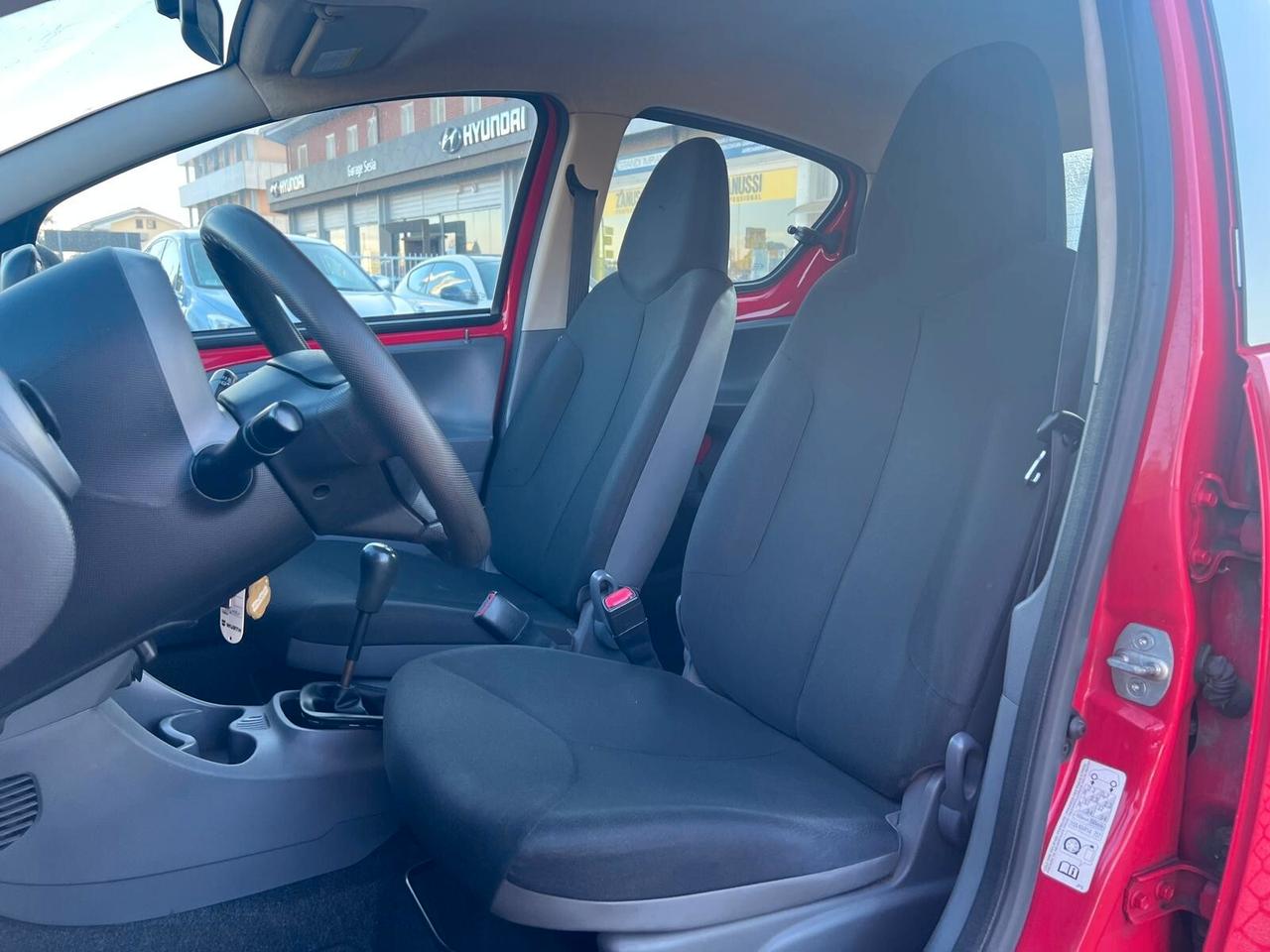 Toyota Aygo 1.0 12V VVT-i 5 porte Deep Ocean Connect