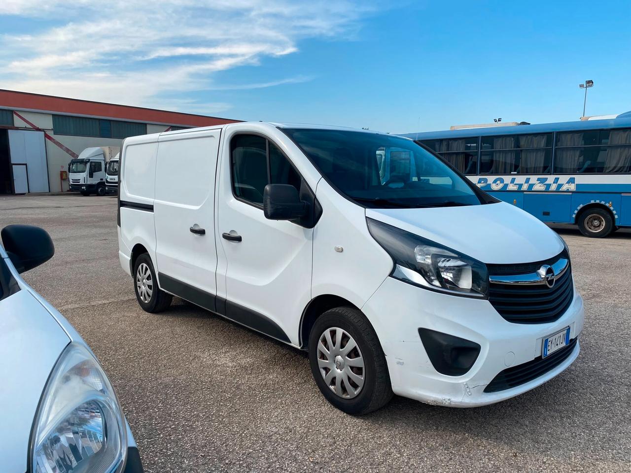 OPEL VIVARO -B (C47)